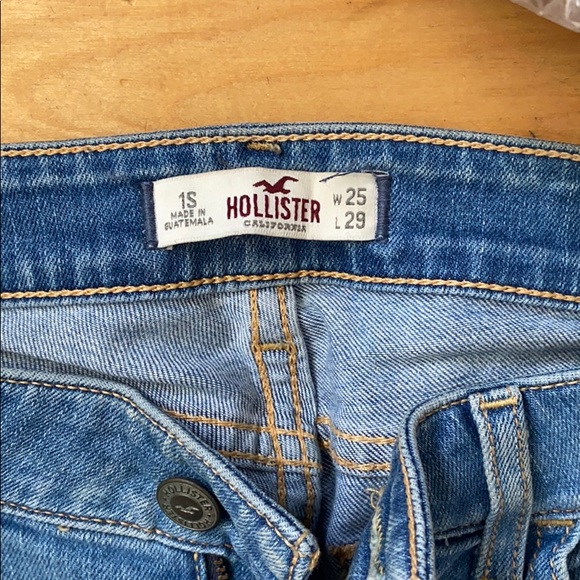 Hollister Jeans - Picture 3 of 3